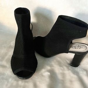 LifeStride Black Alita Heel
